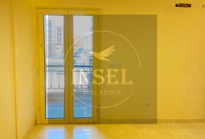 8429383 - Property Image 3