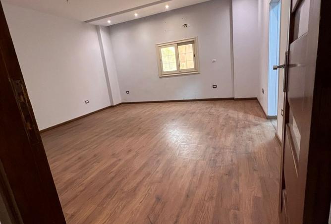 8088847 - Property Image 2