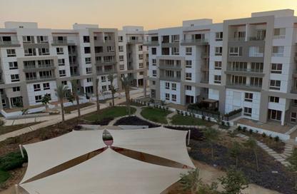 Apartment - 2 Bedrooms - 2 Bathrooms for sale in Hyde Park - 5th Settlement Compounds - The 5th Settlement - New Cairo City - Cairo