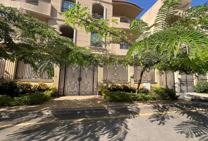 8277323 - Property Image 2