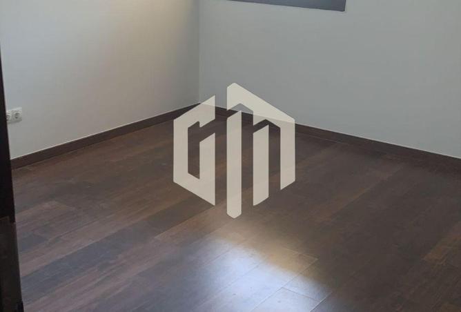 8403190 - Property Image 2