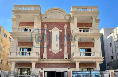 Apartment - 3 Bedrooms - 3 Bathrooms for sale in Al Gezira St. - South Investors Area - New Cairo City - Cairo