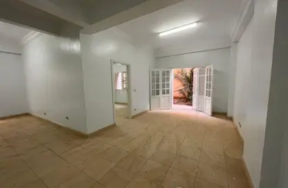 شقة - غرفة نوم - 1 حمام للايجار في شارع 20 - الحي الثاني - التجمع الخامس - مدينة القاهرة الجديدة - القاهرة