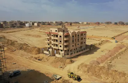Apartment - 3 Bedrooms - 2 Bathrooms for sale in Bait Alwatan - The 5th Settlement - New Cairo City - Cairo