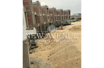 Townhouse - 3 Bedrooms - 3 Bathrooms for sale in Stei8ht - The 1st Settlement - New Cairo City - Cairo