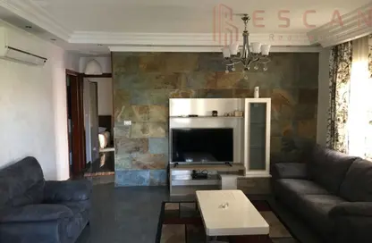 Apartment - 2 Bedrooms - 1 Bathroom for rent in Ibn Al Haytham St. - Rehab City Fifth Phase - Al Rehab - New Cairo City - Cairo