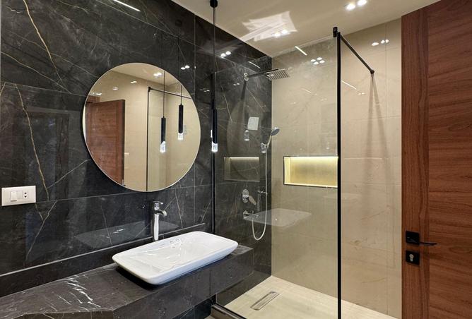 8233540 - Property Image 3