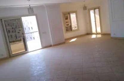 Apartment - 3 Bedrooms - 2 Bathrooms for rent in Ahmed Orabi St. - Mohandessin - Giza Apartment - 3 Bedrooms - 2 Bathrooms for rent in Ahmed Orabi St. - Mohandessin - Giza