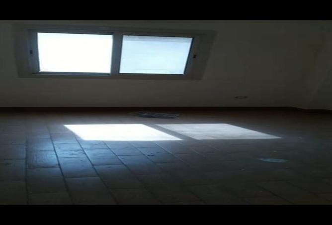 8008939 - Property Image 3