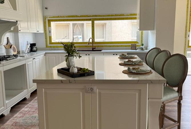 8189022 - Property Image 2