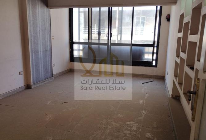 8349915 - Property Image 2