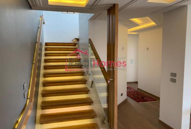 8060782 - Property Image 2