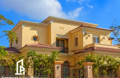 Villa - 3 Bedrooms - 3 Bathrooms for sale in Uptown Cairo Road - Al Abageyah - El Khalifa - Cairo