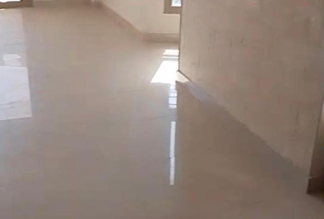 8352530 - Property Image 2