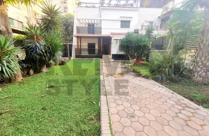 Villa - 6 Bedrooms - 4 Bathrooms for sale in Degla Square - Degla - Hay El Maadi - Cairo