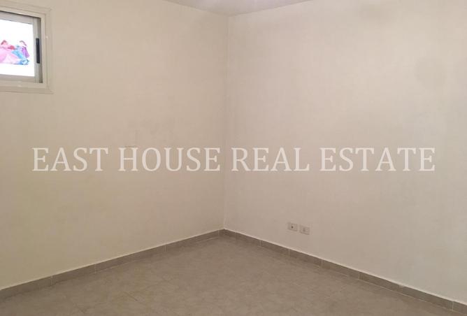 8176930 - Property Image 3