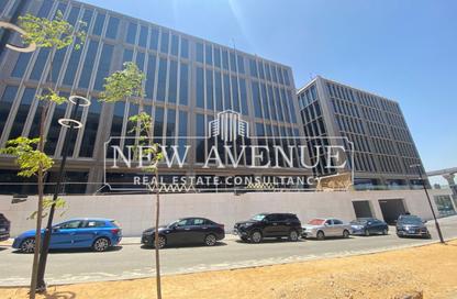 Retail - Studio - 3 Bathrooms for rent in One Ninety Mall - South Teseen St. - The 5th Settlement - New Cairo City - Cairo