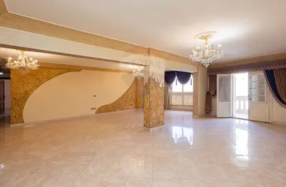 Apartment - 4 Bedrooms - 3 Bathrooms for sale in Mostafa Kamel Mosque St. - Kafr Abdo - Roushdy - Hay Sharq - Alexandria Apartment - 4 Bedrooms - 3 Bathrooms for sale in Mostafa Kamel Mosque St. - Kafr Abdo - Roushdy - Hay Sharq - Alexandria