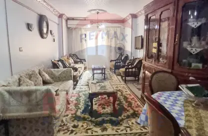 Apartment - 3 Bedrooms - 1 Bathroom for sale in Al Rasafa St. - Moharam Bek - Hay Wasat - Alexandria