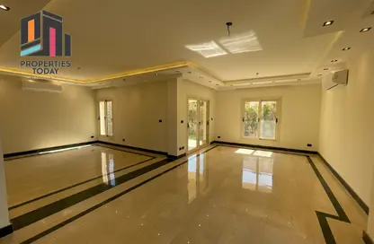 فيلا - 3 غرف نوم - 3 حمامات للبيع في رويال سيتي - كمبوندات الشيخ زايد - الشيخ زايد - الجيزة