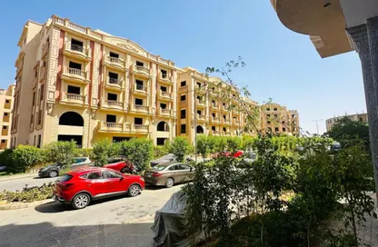Apartment - 2 Bedrooms - 2 Bathrooms for sale in Al Ashrafiya - North Investors Area - New Cairo City - Cairo