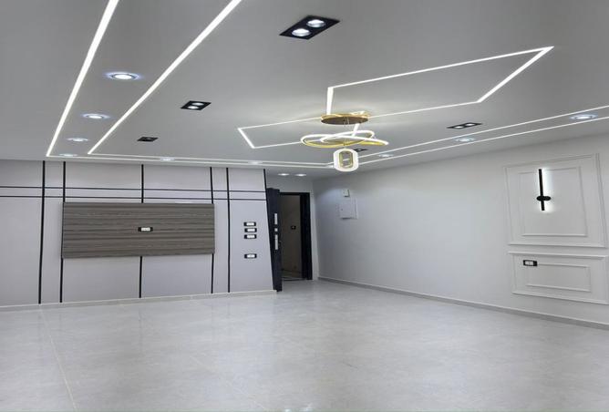 8001101 - Property Image 3