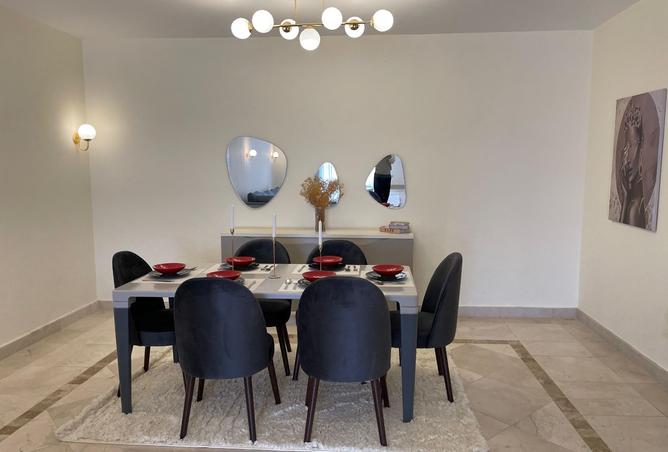 8300000 - Property Image 2