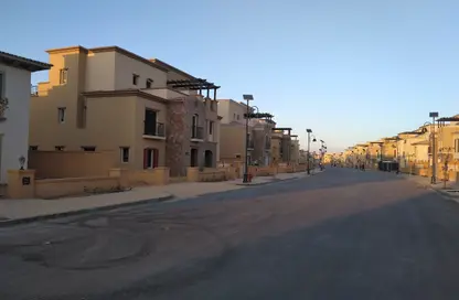 Twin House - 3 Bedrooms - 3 Bathrooms for sale in Mivida - 5th Settlement Compounds - The 5th Settlement - New Cairo City - Cairo
