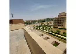 شقة - 3 غرف نوم - 2 حمامات للبيع في المجاورة الاولي - المنطقة الثامنة - مدينة الشروق - القاهرة