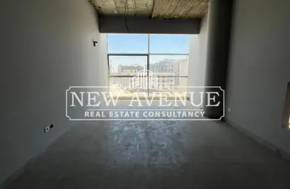 Office Space - Studio - 1 Bathroom for rent in Concord Plaza - South Investors Area - New Cairo City - Cairo