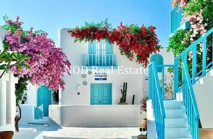 Chalet - 2 Bedrooms - 2 Bathrooms for sale in Mountain View - Ras Al Hekma - North Coast
