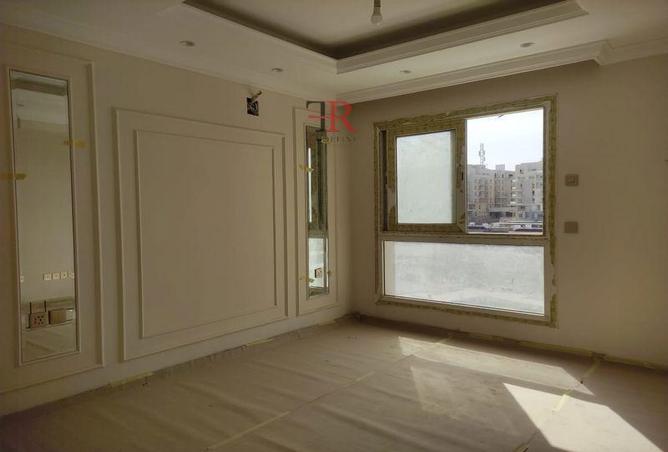 8015217 - Property Image 3