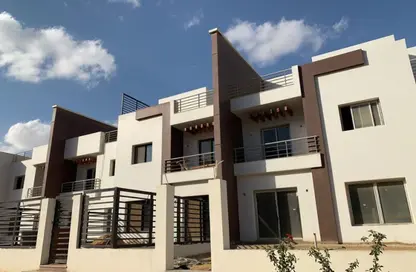 Townhouse - 2 Bedrooms - 3 Bathrooms for sale in Hyde Park - 5th Settlement Compounds - The 5th Settlement - New Cairo City - Cairo