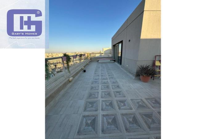 8020899 - Property Image 2