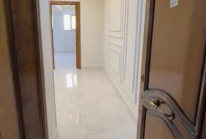 8369347 - Property Image 2