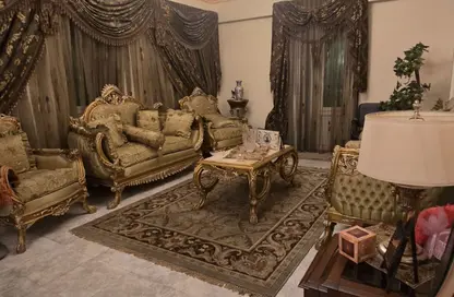 دوبلكس - 4 غرف نوم - 2 حمامات للبيع في شارع المدرسه الكنديه - الحي الرابع - التجمع الخامس - مدينة القاهرة الجديدة - القاهرة