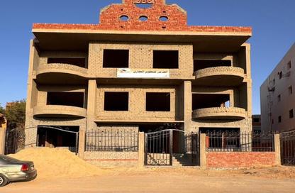 Apartment - 3 Bedrooms - 4 Bathrooms for sale in 1st Neighborhood - 2nd District East - Shorouk City - Cairo