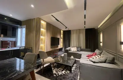 (بنتهاوس  (روف - 3 غرف نوم - 3 حمامات للبيع في ماونتن فيو هايد بارك - كمبوندات التجمع الخامس - التجمع الخامس - مدينة القاهرة الجديدة - القاهرة