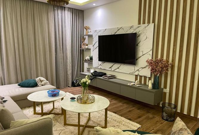 8233439 - Property Image 2