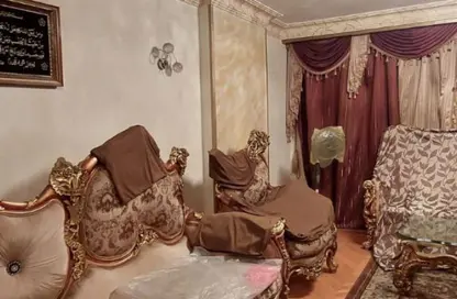 Duplex - 6 Bedrooms - 3 Bathrooms for sale in Abou Dawoud Al Zahery St. - 6th Zone - Nasr City - Cairo
