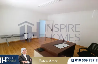 عيادة - استوديو - 1 حمام للايجار في شارع محمد بهاء الدين الغوري - سموحة - حي شرق - الاسكندرية