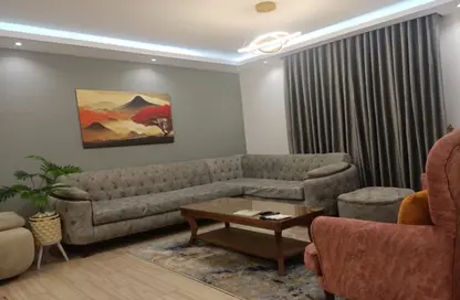 شقة - 3 غرف نوم - 2 حمامات للايجار في پريڤادو - مدينتي - القاهرة