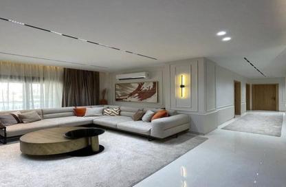 Apartment - 3 Bedrooms - 3 Bathrooms for sale in New Giza - Cairo Alexandria Desert Road - 6 October City - Giza