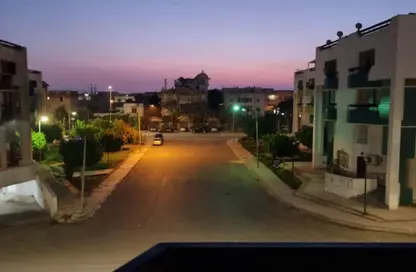 شقة - 3 غرف نوم - 3 حمامات للبيع في محلية 8 - الحي الاول - مدينة العبور - القليوبية