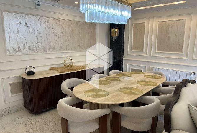 8081860 - Property Image 3