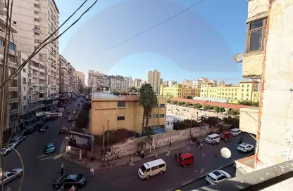 Apartment - 3 Bedrooms - 2 Bathrooms for sale in Laurent - Hay Sharq - Alexandria