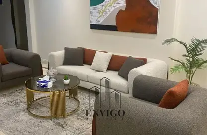 Apartment - 3 Bedrooms - 2 Bathrooms for sale in Ard El Golf - Heliopolis - Masr El Gedida - Cairo