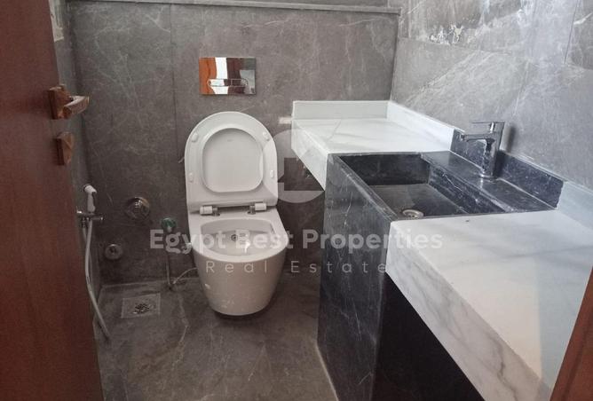 8111424 - Property Image 3