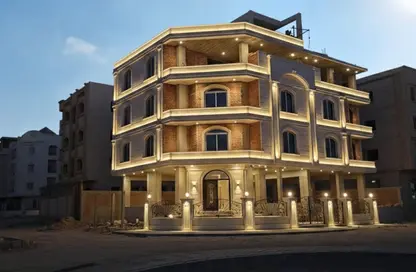 Apartment - 3 Bedrooms - 2 Bathrooms for sale in Al Andalus District - New Cairo City - Cairo
