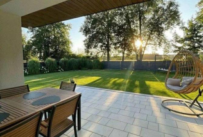 8211638 - Property Image 2